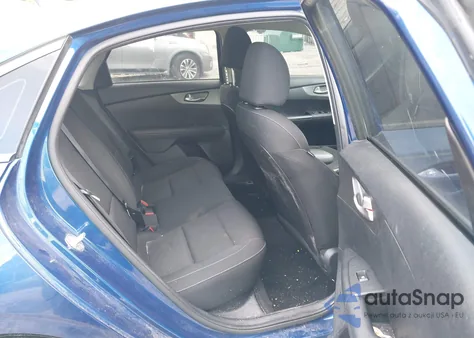 2021 Kia Forte Lxs из США, поврежденный, VIN 3KPF24AD6ME345740